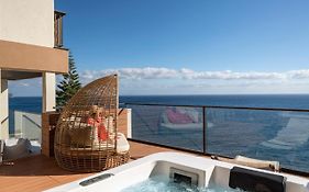 Baia I By An Island Apart